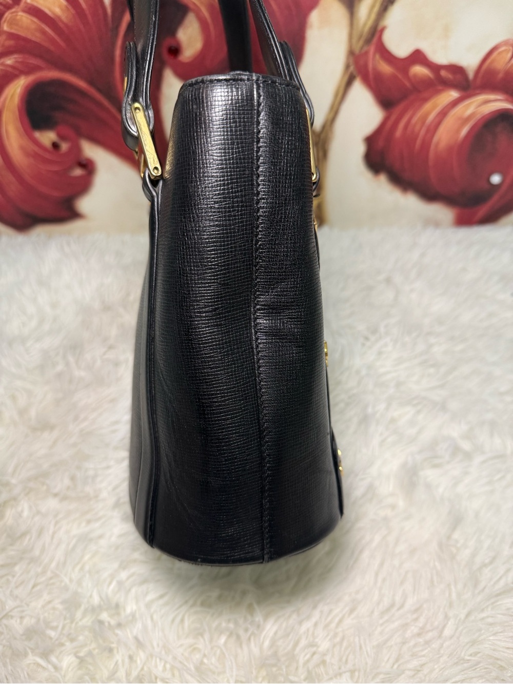 MCM Authentic Black Leather Tote Bag - Picture 3 of 12